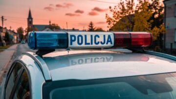 Dachowanie pod Rajskiem. Kierowca miał blisko 2 promile